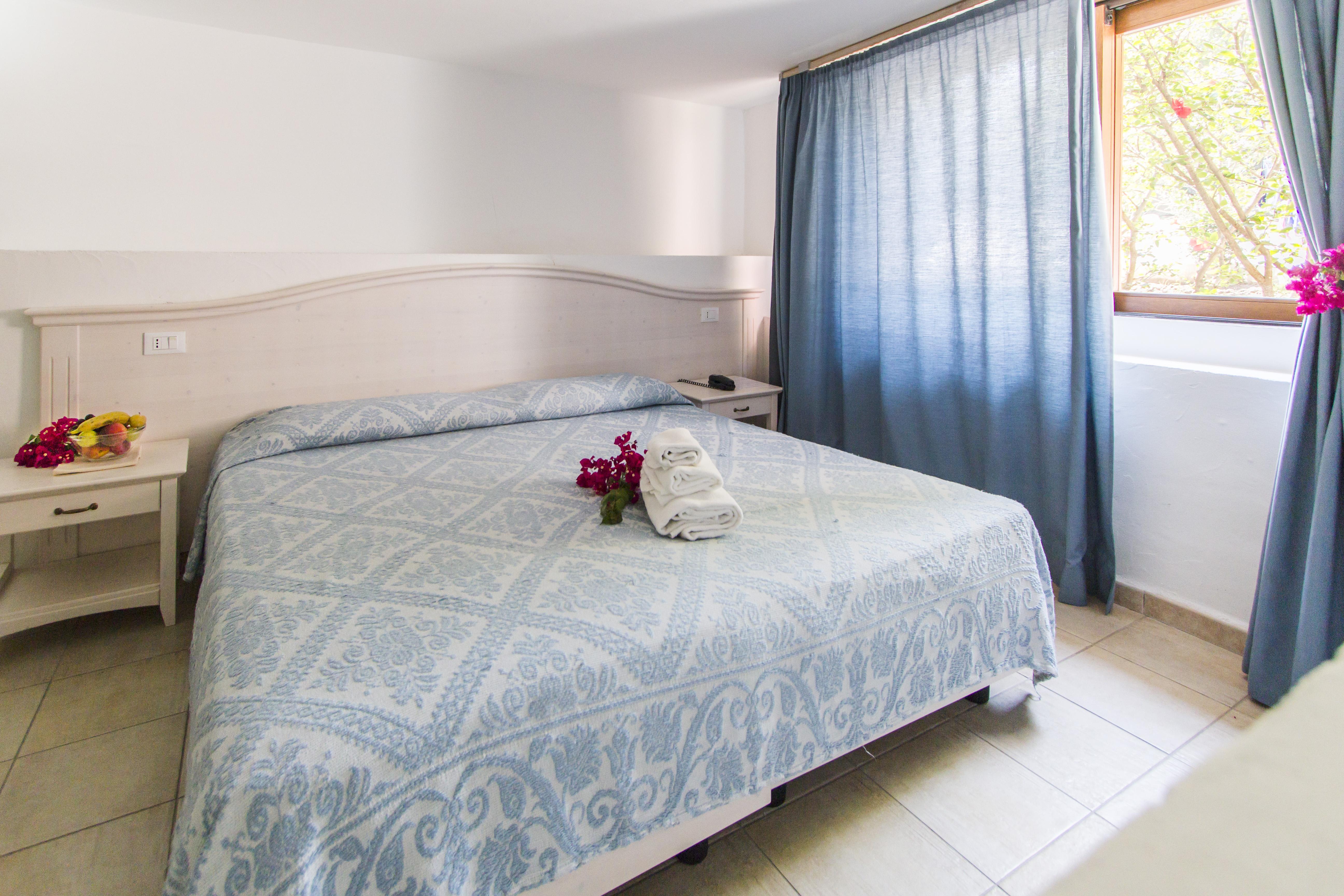 באיה סרדיניה Hotel Li Graniti מראה חיצוני תמונה