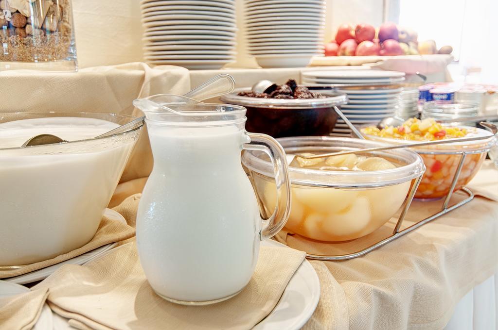 באיה סרדיניה Hotel Li Graniti מראה חיצוני תמונה