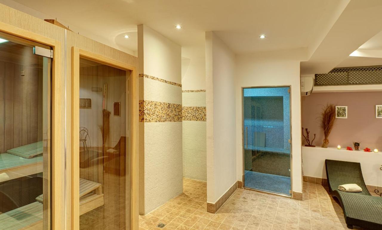 באיה סרדיניה Hotel Li Graniti מראה חיצוני תמונה